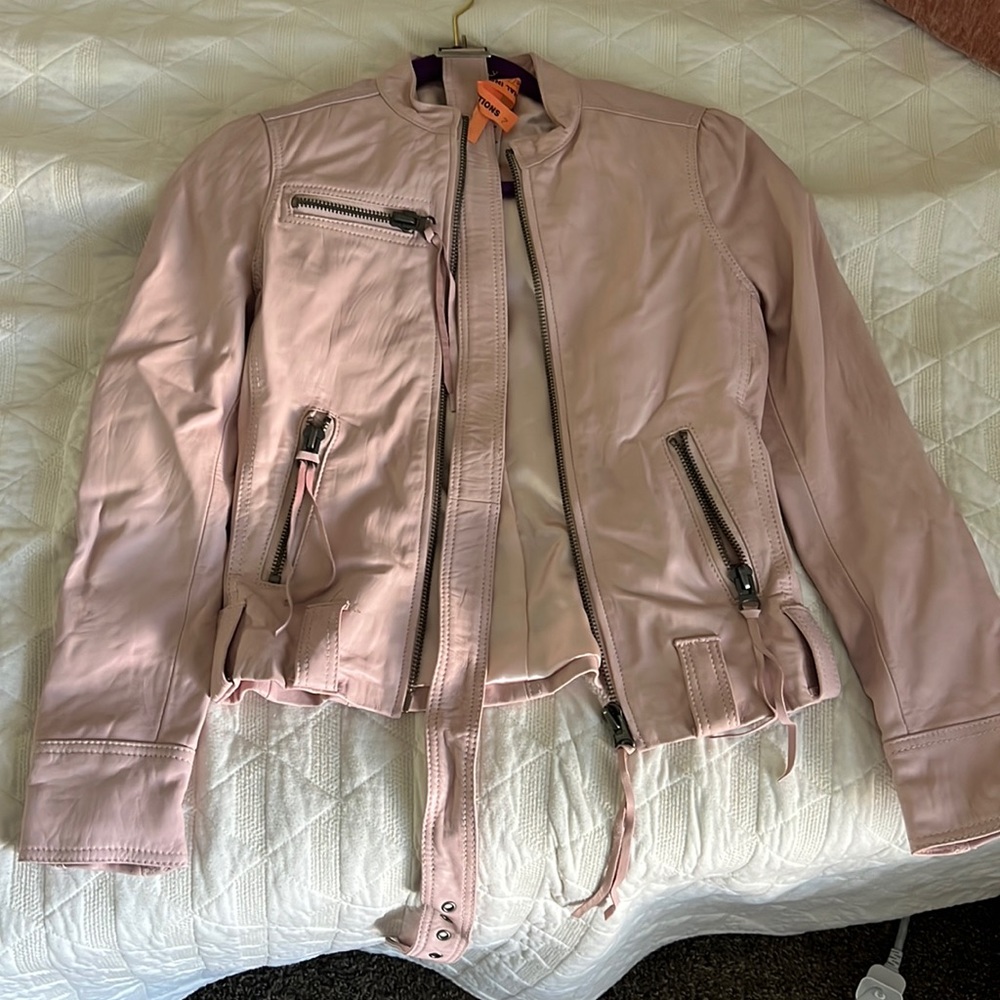 Guess jeans Authentic pink leather jacket